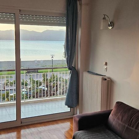 Nafpaktos Beach House Sea View Apartment First Floor Экстерьер фото