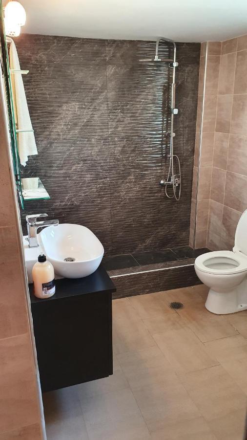 Nafpaktos Beach House Sea View Apartment First Floor Экстерьер фото