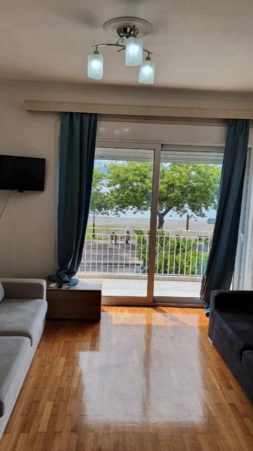 Nafpaktos Beach House Sea View Apartment First Floor Экстерьер фото
