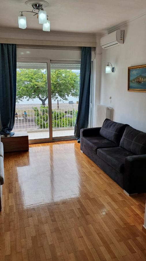 Nafpaktos Beach House Sea View Apartment First Floor Экстерьер фото